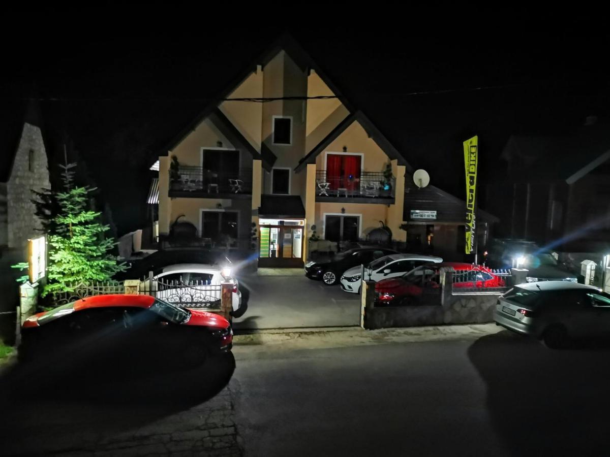 Gorska Vila Apartments Žabljak Exteriör bild